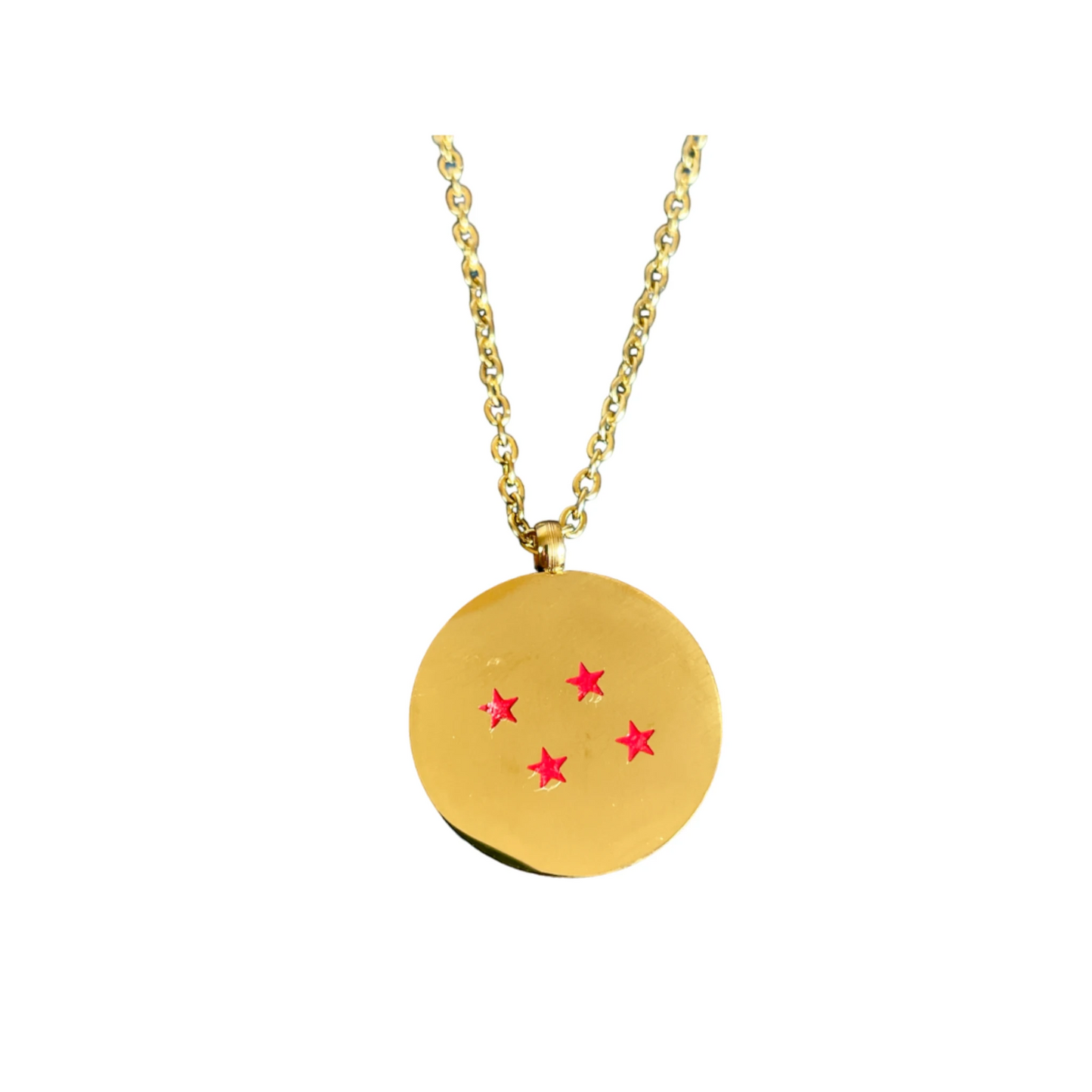 Collar dorado de Dragon Ball Z con dije de esfera de 4 estrellas sobre fondo blanco.
