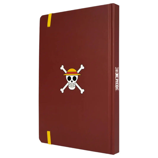 Vista trasera de la libreta con el símbolo de los Sombrero de Paja y el logo de One Piece en el lomo.