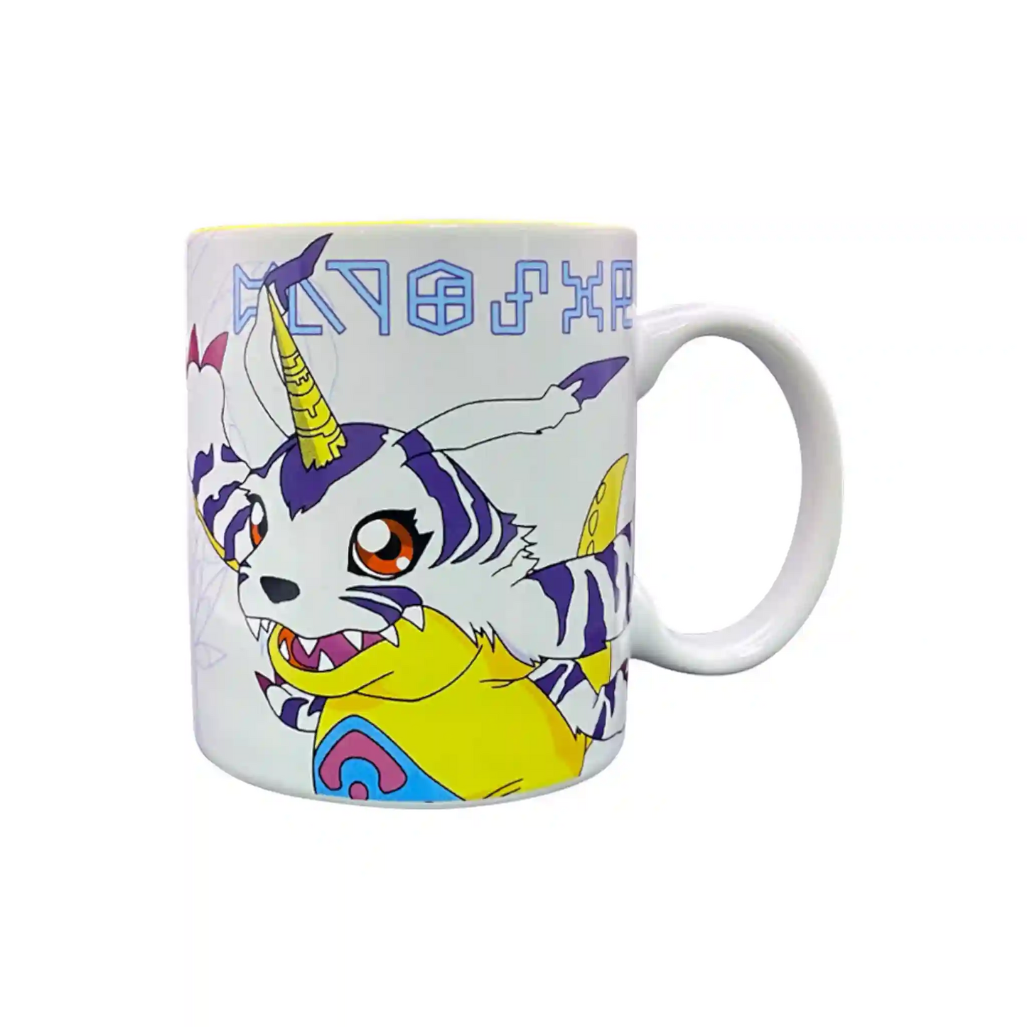 Ilustración frontal de Gabumon sonriente en taza blanca con símbolos digitales