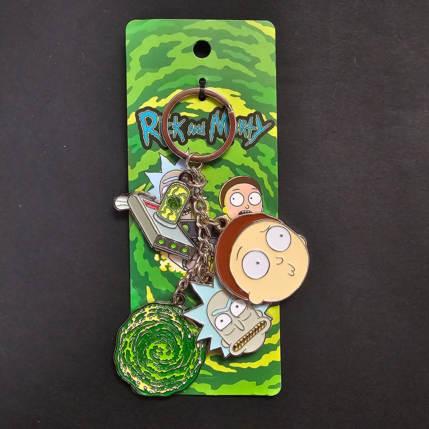 Llavero Rick And Morty 4 Dijes Metalico