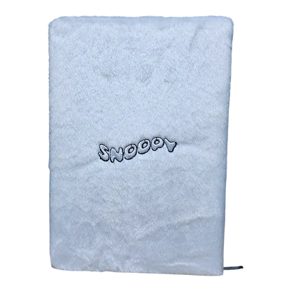 Libreta Snoopy Peluche Blanco Bordada + Calcomanías oficial