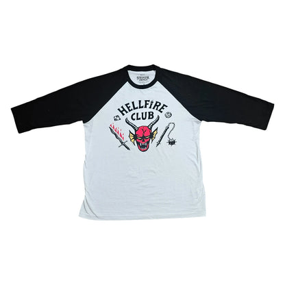Playera Stranger Things Hellfire club Estilo Raglan hombre