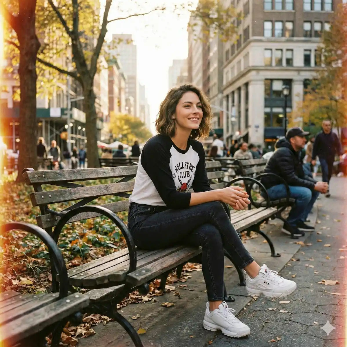 Playera Stranger Things Hellfire club estilo Raglan Mujer