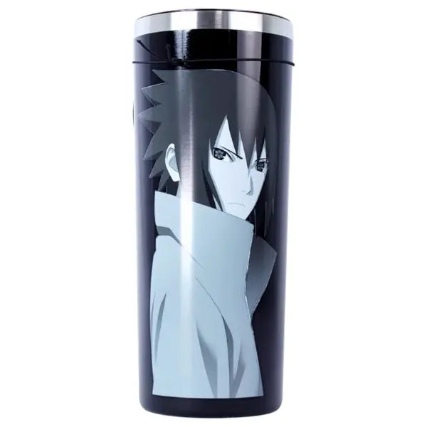 Vista frontal del termo metálico de Sasuke Uchiha en diseño monocromático sobre fondo negro.